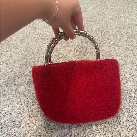 Handbag - Picture 2 of 6